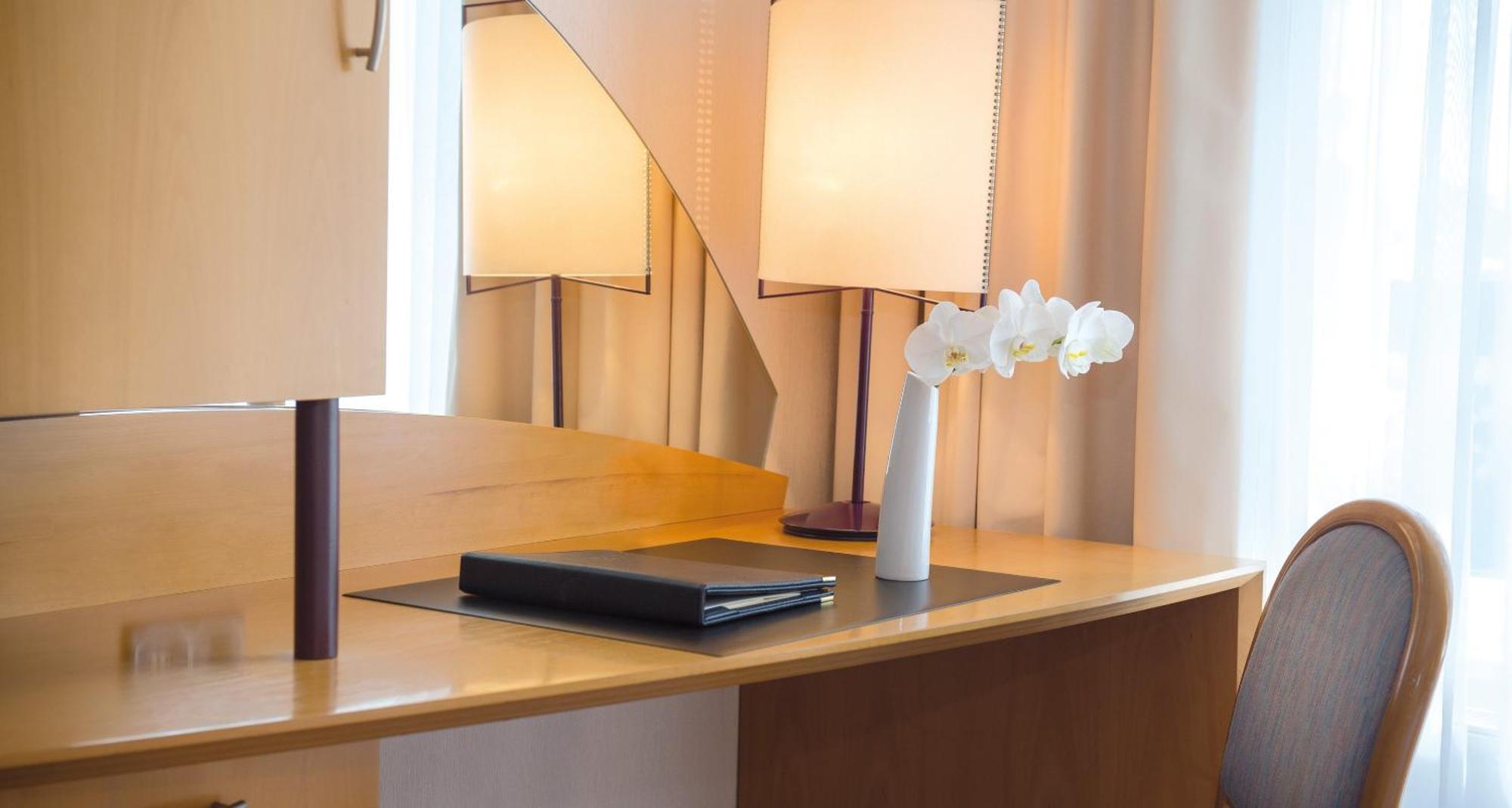Victor'S Residenz-Hotel Frankenthal Frankenthal  Bilik gambar